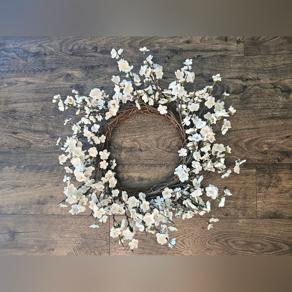 24" Pottery Barn plum blossom wreath - Picture 1 of 5